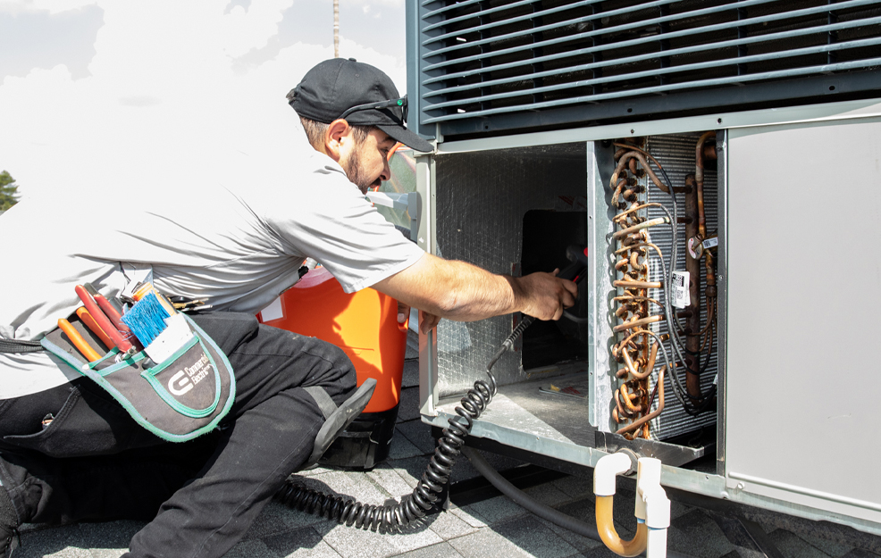 Commercial HVAC System Maintenance Contractors